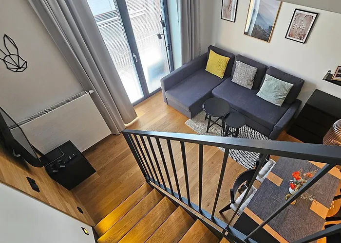 Enjoyharrachov - Atraktivni Klidny Klimatizovany Apartman 20 V Centru Harrachova S Parkovanim, Wifi-Wlan, Sat, Herni Konzoli, Ipad, Netflix Zdarma, Moznosti Dobijeni Auta, Vyhledem Do Zahrady A Na Romanticky Kostelik