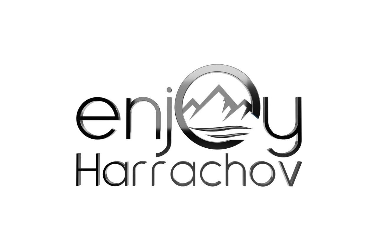 Enjoyharrachov: With Garden View And Entertainment Apartment