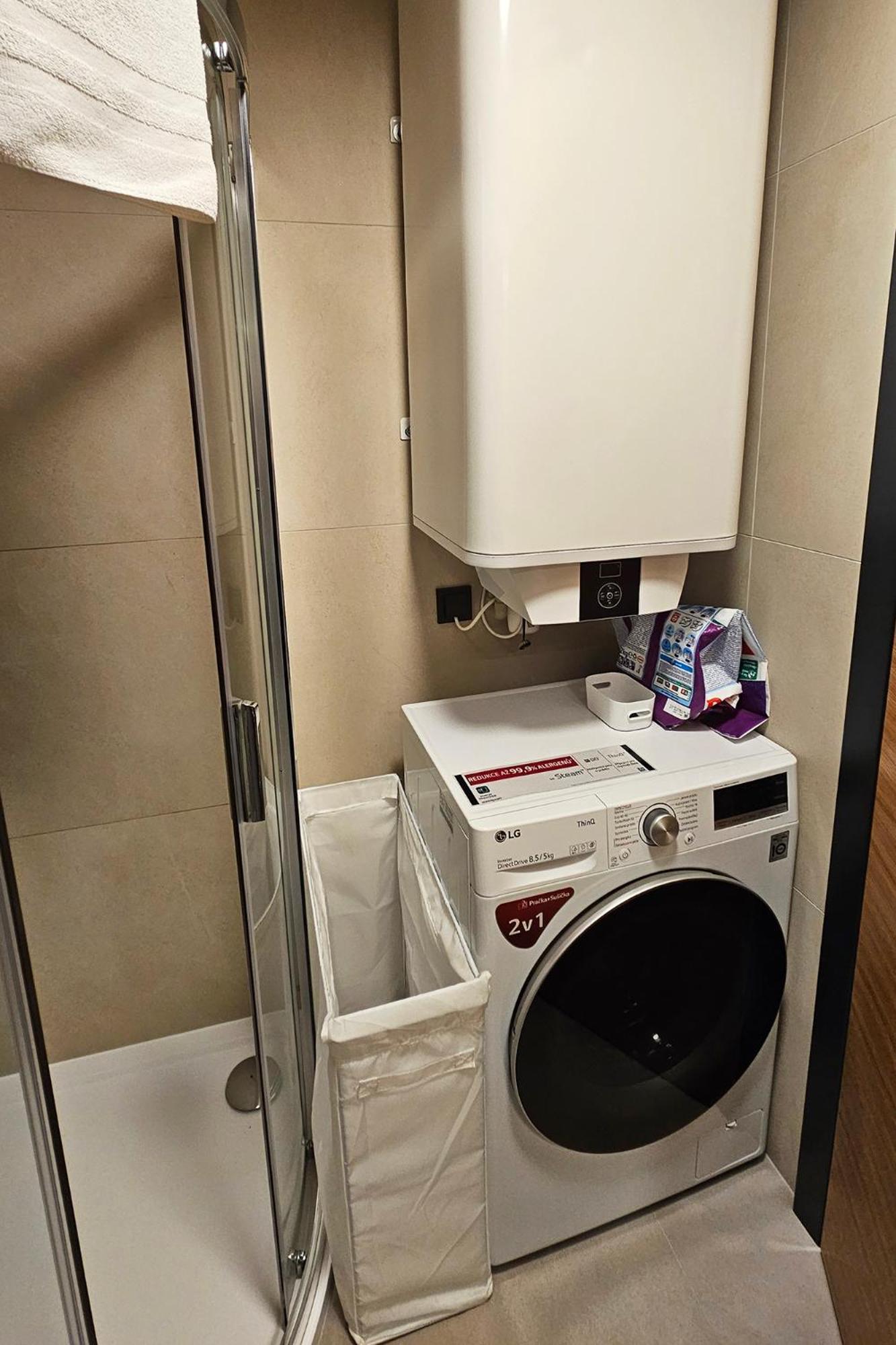 Apartment Enjoyharrachov - Atraktivni Klidny Klimatizovany 20 V Centru Harrachova S Parkovanim, Wifi-wlan, Sat, Herni Konzoli, Ipad, Netflix Zdarma, Moznosti Dobijeni Auta, Vyhledem Do Zahrady A Na Romanticky Kostelik